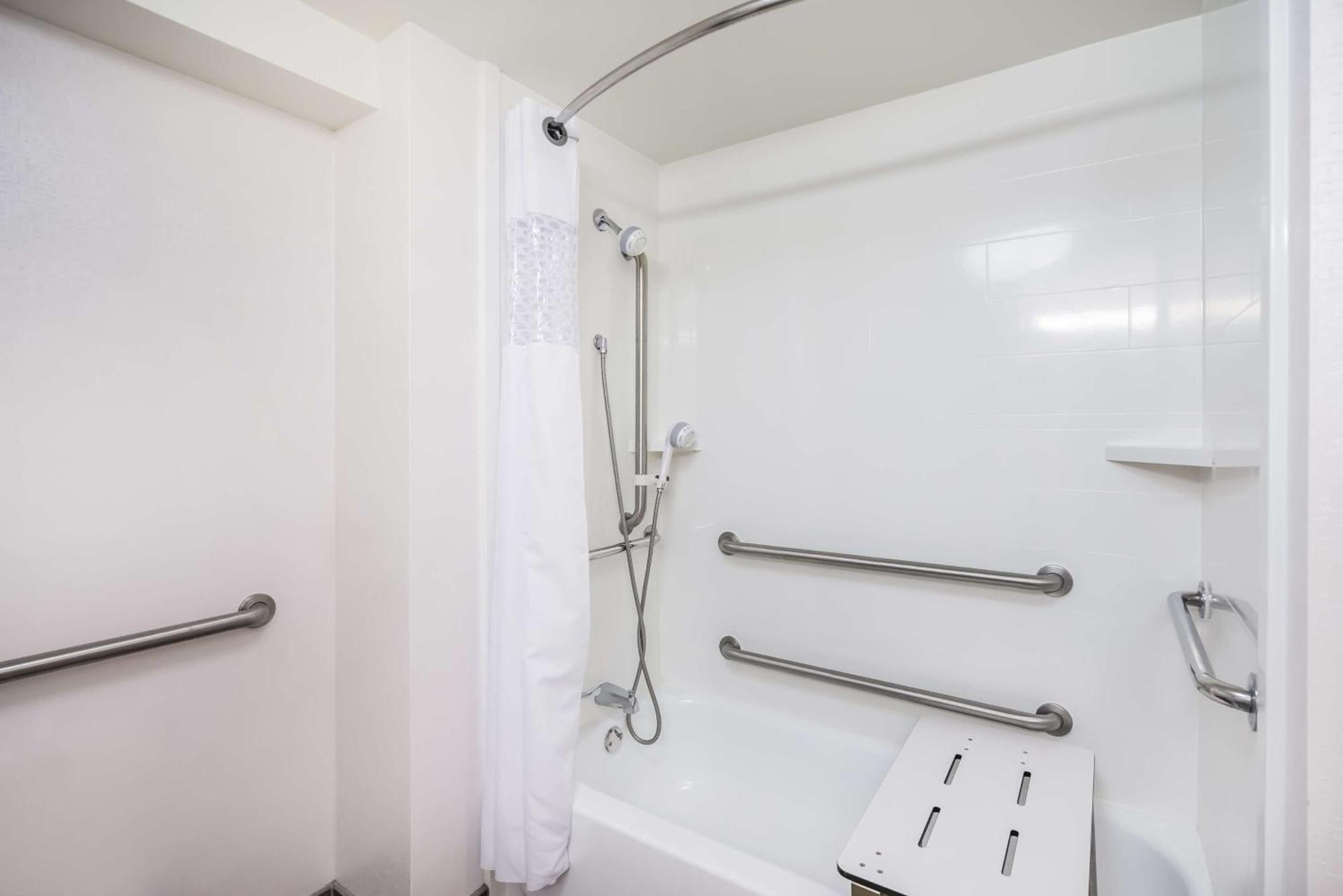 Hampton Inn Clifton Park Εξωτερικό φωτογραφία
