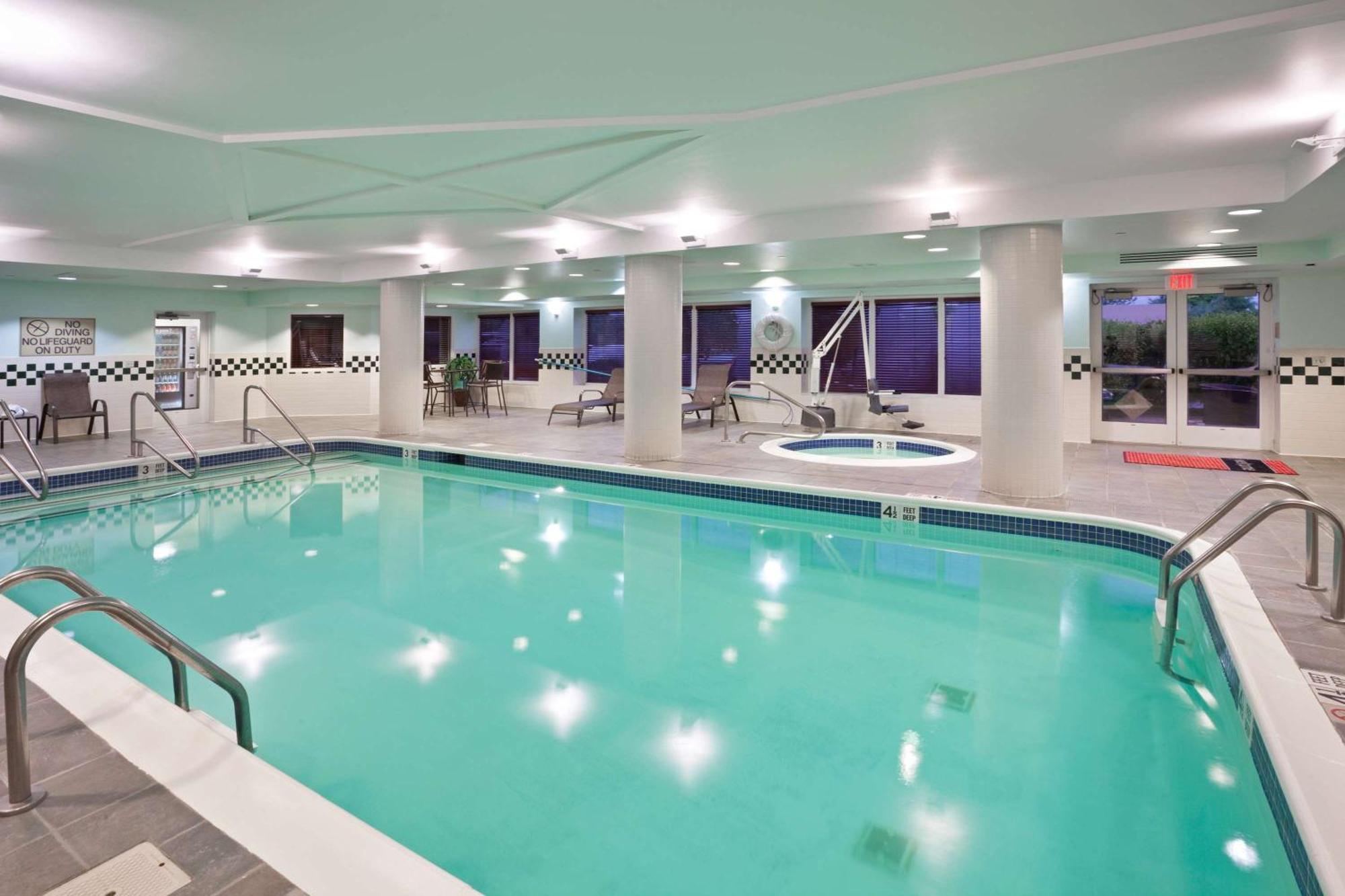 Hampton Inn Clifton Park Εξωτερικό φωτογραφία
