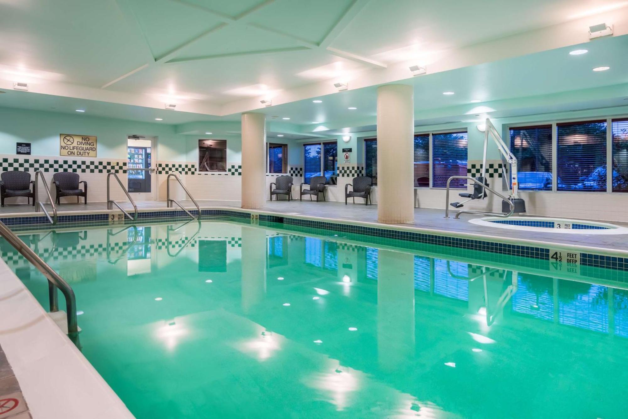 Hampton Inn Clifton Park Εξωτερικό φωτογραφία